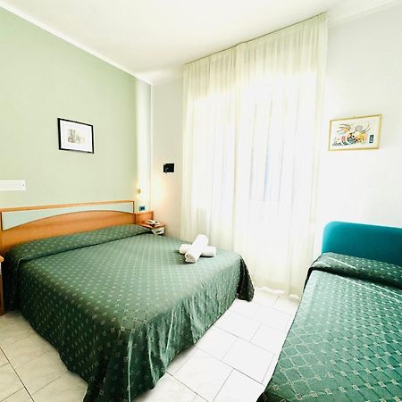 Hotel Villa Grazia Cesena Bagian luar foto