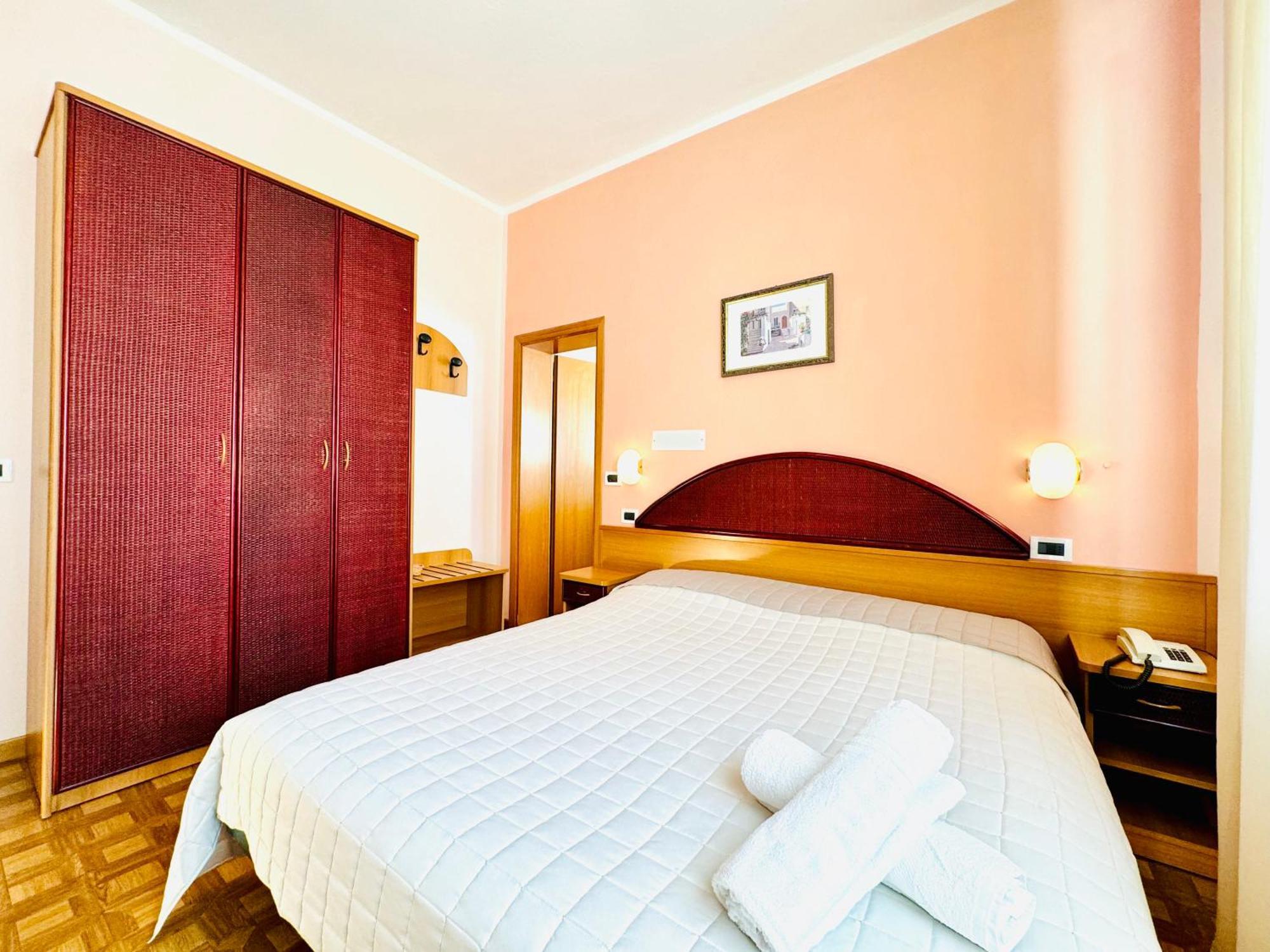 Hotel Villa Grazia Cesena Bagian luar foto